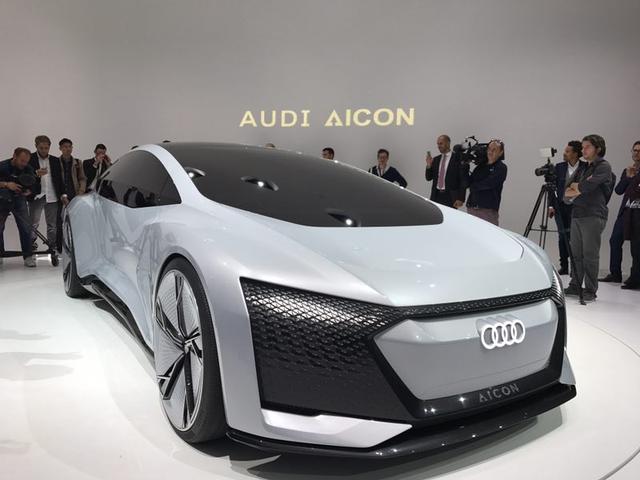 奧迪發布電動無人駕駛車，續航超700公里