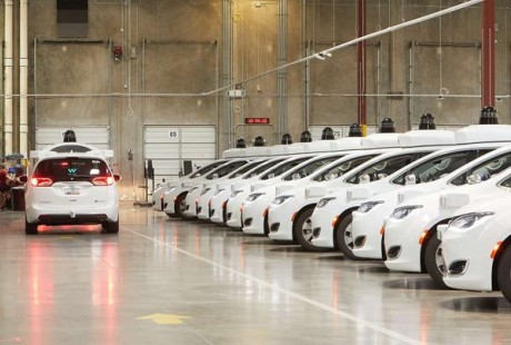 2019年自動(dòng)駕駛車進(jìn)入ADAS 2.0時(shí)代