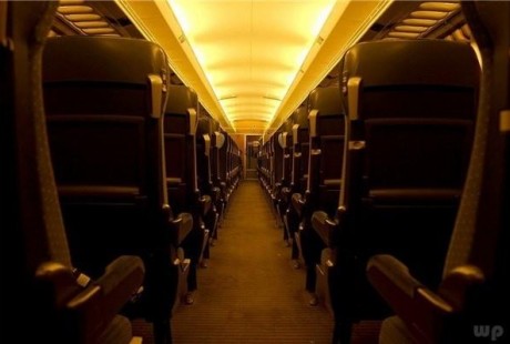 澳首列無(wú)人駕駛城市列車在悉尼首次試運(yùn)行