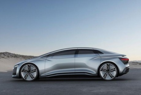 是什么原因？使我國的馬云、BAT、陸奇都進軍無人駕駛技術(shù)