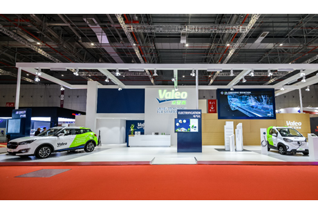 眾多車商推出自動駕駛及互聯汽車創新技術！