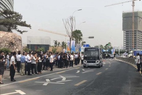 全球首條5G無人駕駛公交線在鄭州開通,超智能!