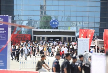 玩AR、體驗無人駕駛……玩轉(zhuǎn)不一樣的長春汽博會！