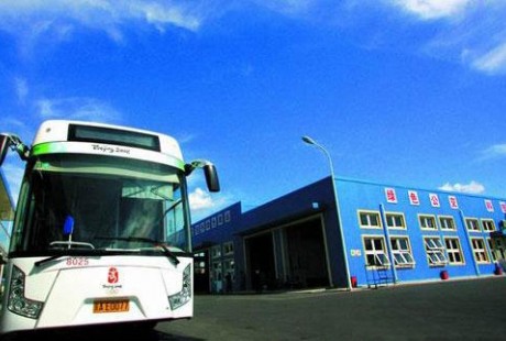 無人駕駛首張商業(yè)化牌照落地武漢，傳統(tǒng)物流業(yè)司機會失業(yè)嗎？