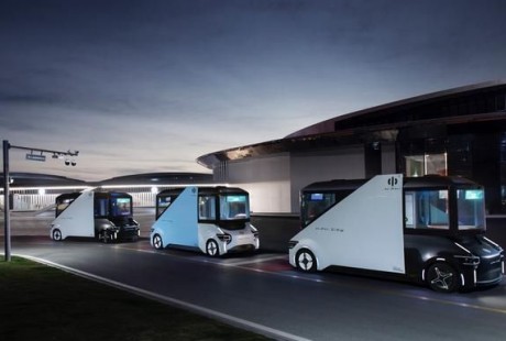 無(wú)人駕駛開(kāi)盤(pán)強(qiáng)勢(shì)，華人運(yùn)通扮演了什么角色？