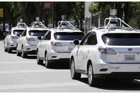 完全無人駕駛汽車上路,是吹響盈利的號角,還是“投石問路”?