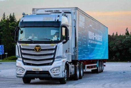 從國六到自動擋到無人駕駛,TA是當之無愧的重卡弄潮者