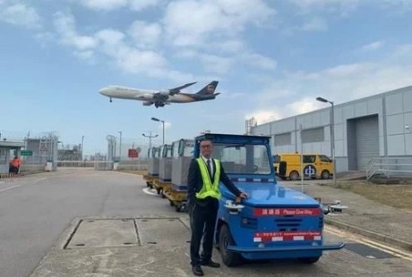 告別安全員，完全無人駕駛的新生意經