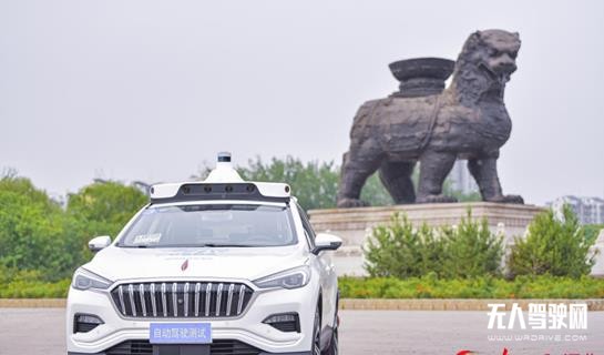 百度Apollo自動駕駛汽車駛上滄州主城區(qū)測試路