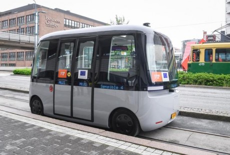 通用CEO:電動車普及需要幾十年,自動駕駛5年內必實現