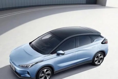 全球首款無人駕駛純電SUV！氣場(chǎng)趕超寶馬X1，配5G技術(shù)