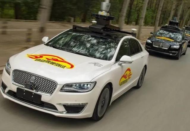 論Robotaxi英雄,唯Apollo與waymo