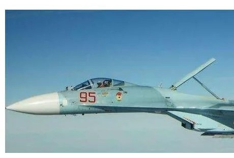 五代機研發要打破常規,指揮無人機比無人駕駛重要