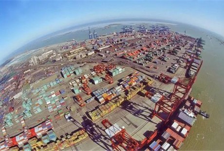 新松、三一、斯年、西井——AGV廠商與無(wú)人駕駛企業(yè)關(guān)于港口智能化的思想碰撞