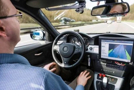 無(wú)人車怎么上“車險(xiǎn)”？