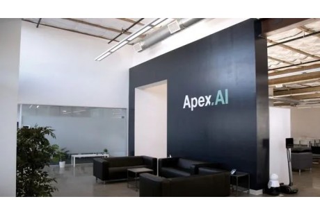 縱目科技創始人回應“跑路”傳聞;僑銀股份擬出資10億進軍無人車市場